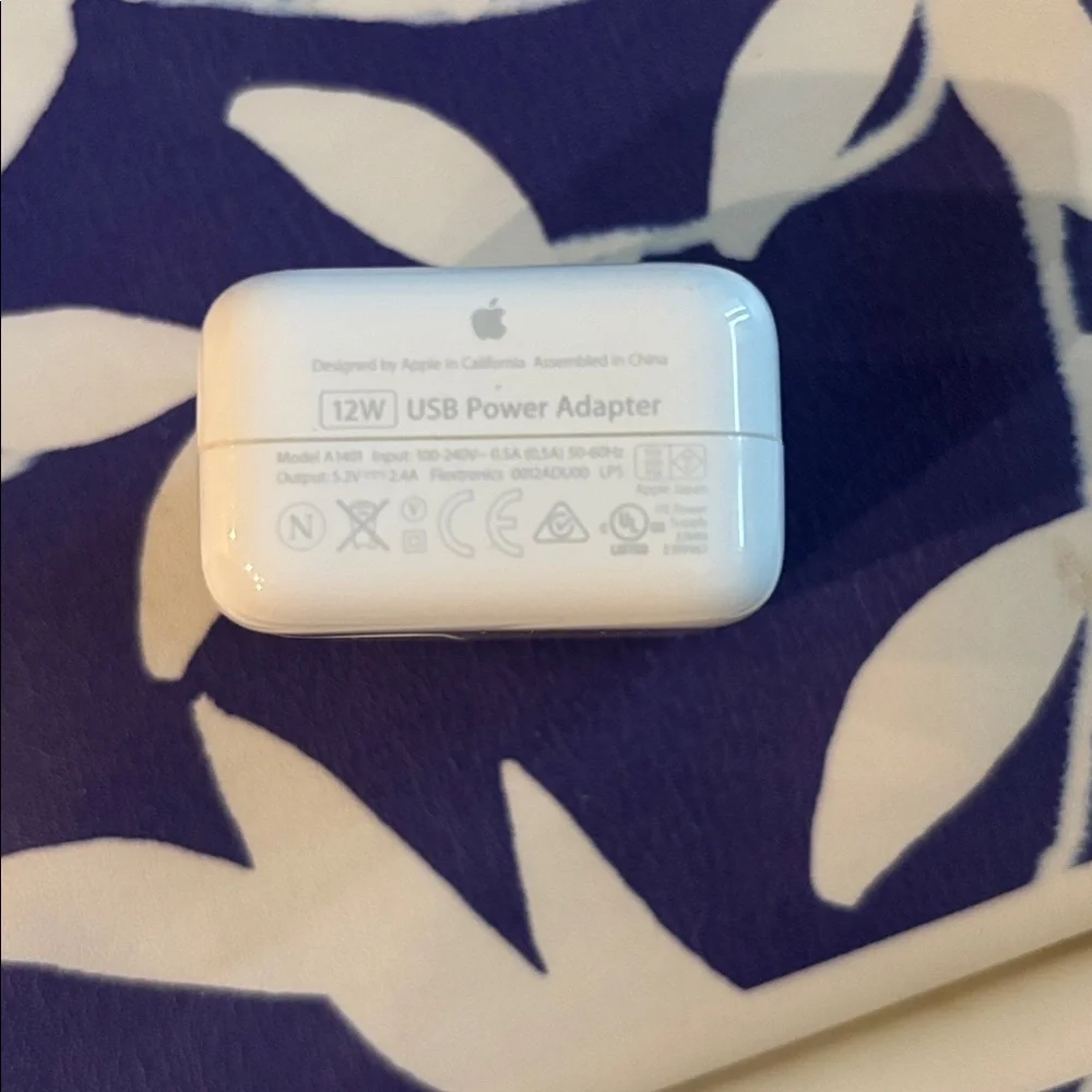 🔌 Apple 12W USB Power Adapter A1401 – Fast Charging for iPhone/iPad